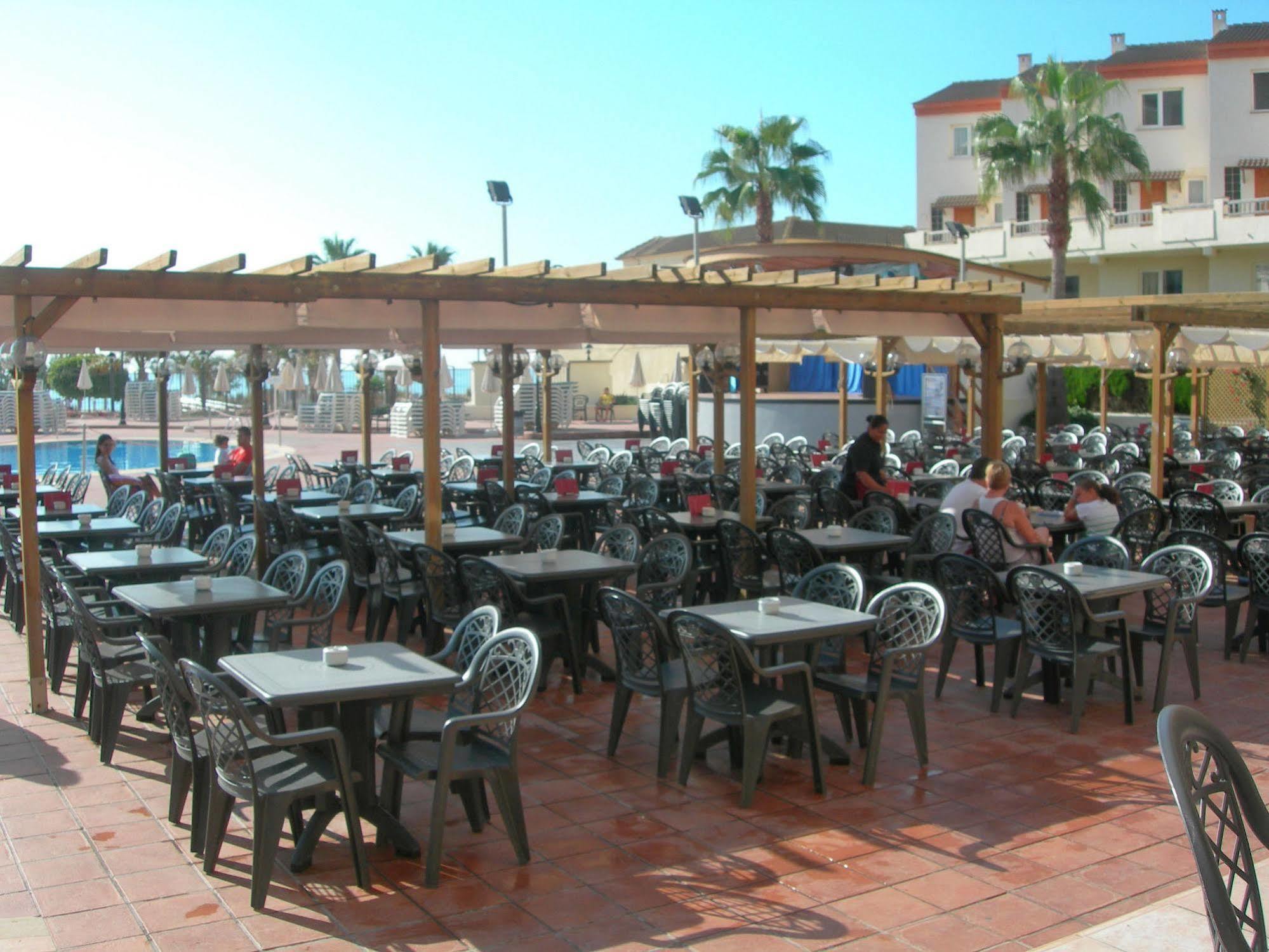 Apartamentos Turisticos Jardines Del Plaza Peñíscola Eksteriør bilde